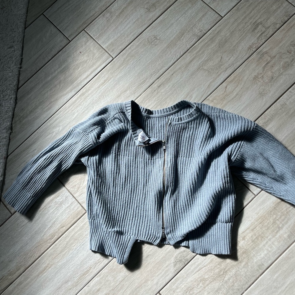 Cabi sweater XS